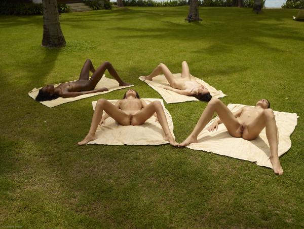 Candice Engelie Kiki Valerie tajski ogród #24