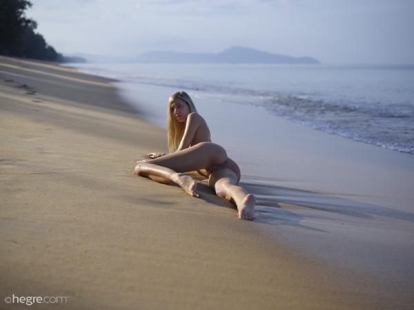 Francy matahari terbit di Thailand #6